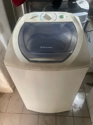Máquina de Lavar Electrolux 6KG - Leia a Descrição