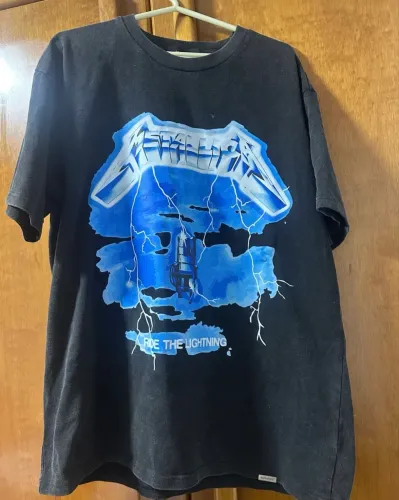 Camisa represent x metallica