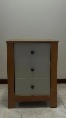 Mesa de Cabeceira Seminova