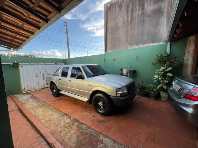 Ford Ranger XLS 2.8/2.8 Storm 4X4 CD TB Dies 2004