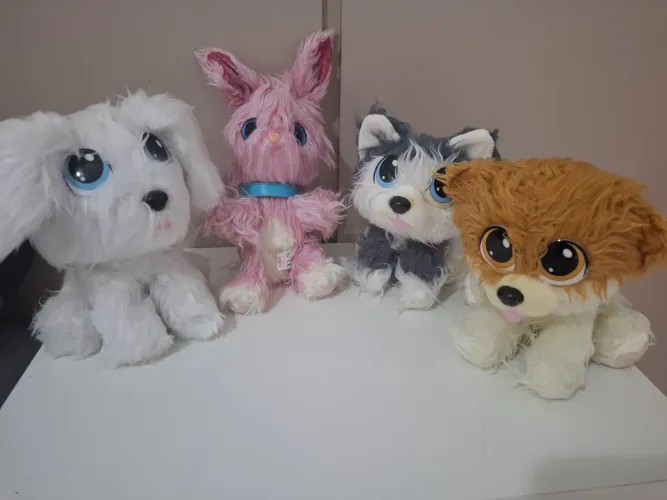 Lote de Pelúcias Adota Pets