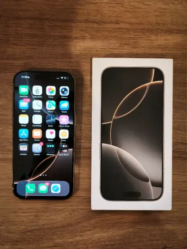 Iphone 16 Pro -Titanio Natural - 256gb - 92% bateria + Caixa Original e Brinde<br>e Brinde