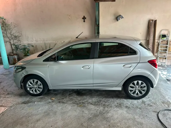 Chevrolet Onix Hatch LT 1.4 8V Flex Mec. 4P 2017