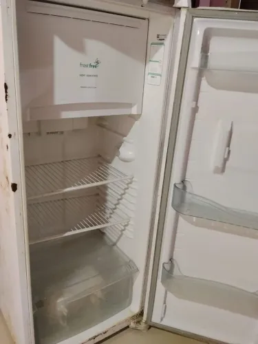 GELADEIRA CONSUL FACILITE FROST FREE