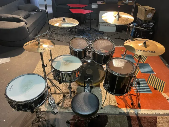 Bateria tama superstar completa 