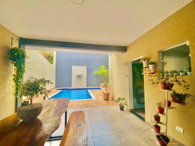 casa com salão comercial Atibaia 430m2
