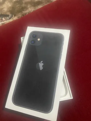 iPhone 11 128 GB preto