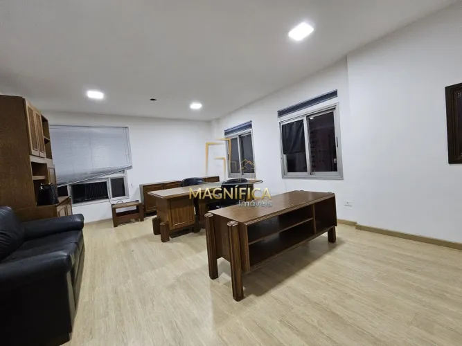 Sala Comercial - Centro Cívico.Que tal montar sua empresa em um magnífico imóvel localizad
