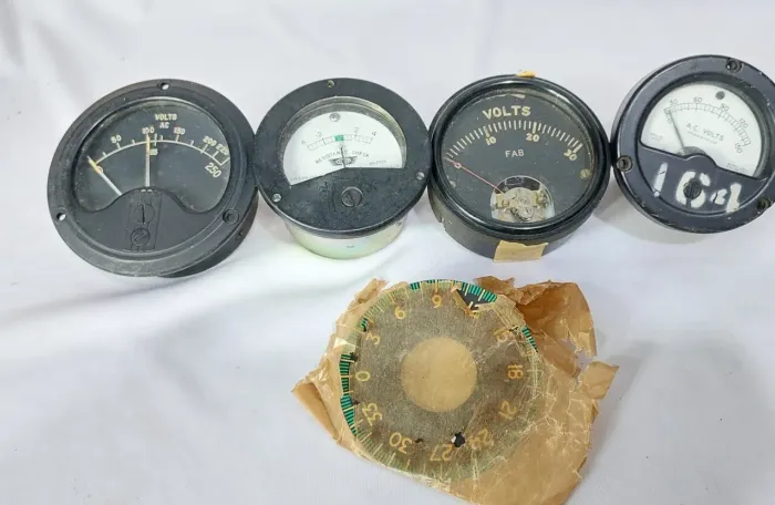 Relógio de Aeronáutico Antigo Fab etc Avião lote 