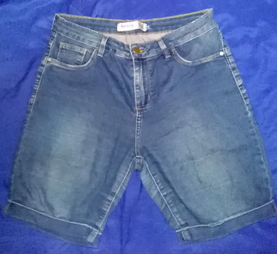 2 SHORTS FEMININOS N°40. (SAWARY / 8K JEANS).