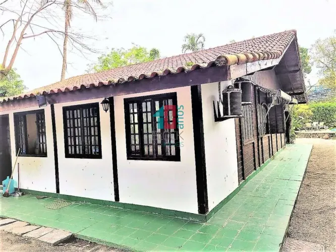 Vargem Grande | Casa de Rua 3 quartos, sendo 2 suites