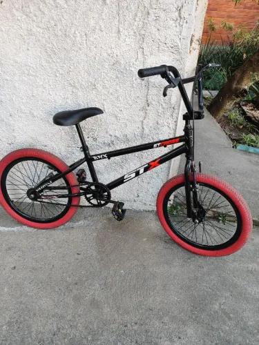 Vendo bicicleta bmx 2 meses de uso
