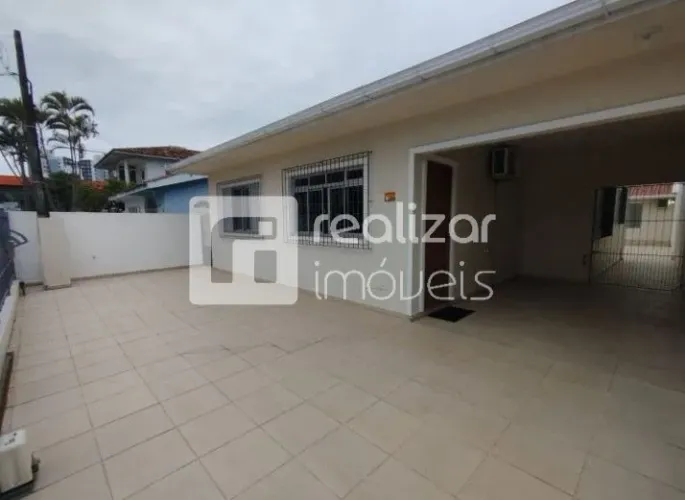 Casa 3 quartos no bairro Campinas, São José