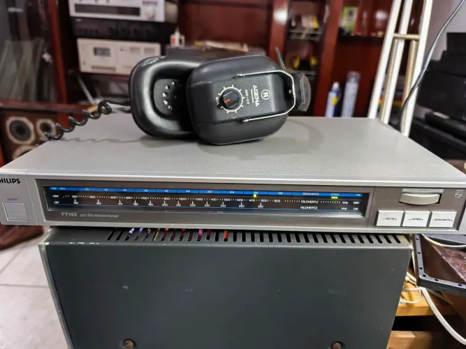 Tuner Philips ft143