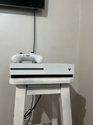 XBOX ONE S 1T