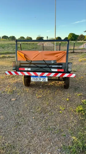 Vendo Reboque/carretinha de carga com suporte para Caiaque 