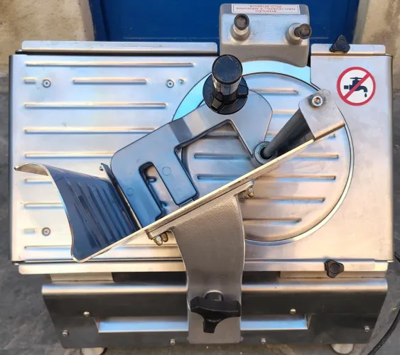Fatiadora automática bermar disco 30cm bivolt 127/220v