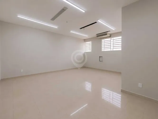 Sala : / Comercial / Centro