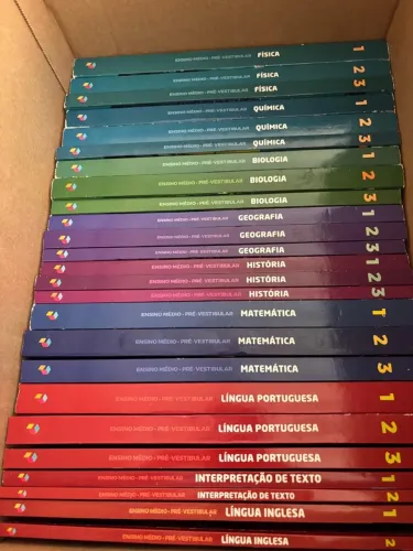 Livros pré vestibular- ensino médio coleção sistema de ensino poliedro