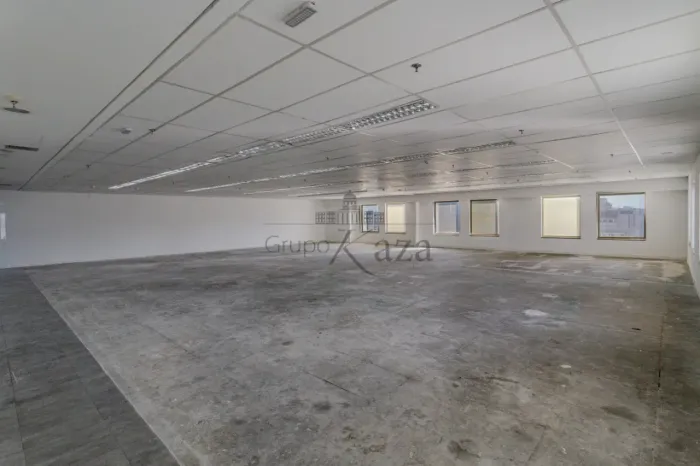 Conjunto Comercial - Vila Olímpia - 304,64m².