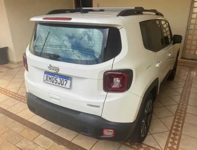 Jeep Renegade Longitude 1.8 4X2 Flex 16V Aut. 2021