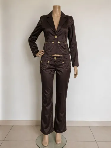 Conjunto semi novo (acetinado) tamanho P