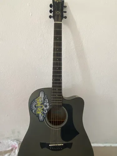 Vendo violão em perfeito estado!