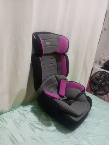 Cadeira de carro para criança 