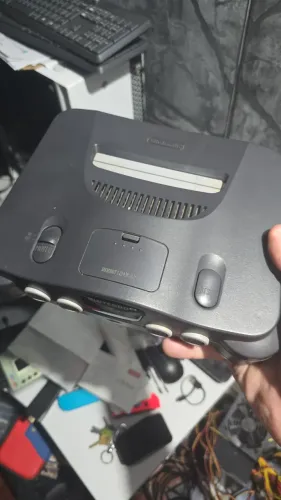 Nintendo 64 atomic purple na caixa 