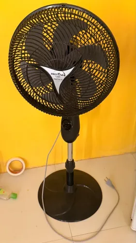 Ventilador de coluna Britânia turbo