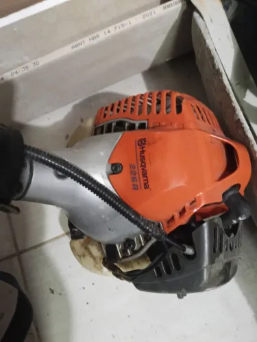Roçadeira husqvarna