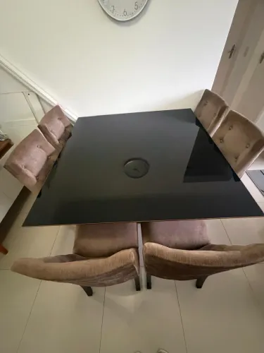 Mesa com 6 cadeiras Premium