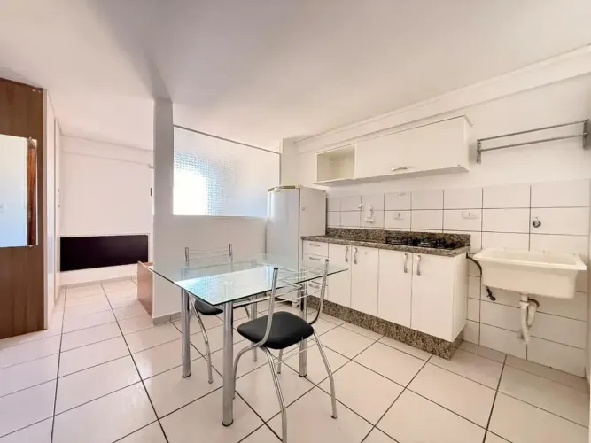 Apartamento à venda em Maringá, Zona 07, com 1 quarto, com 31.75 m², Universitário Chain