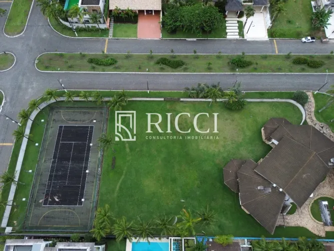 Terreno em condomínio à venda em Guarujá-SP, Jardim Acapulco, com 4.000,00 m² de área.