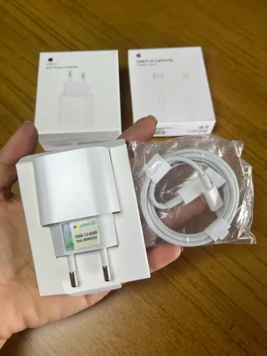 Carregador de iPhone