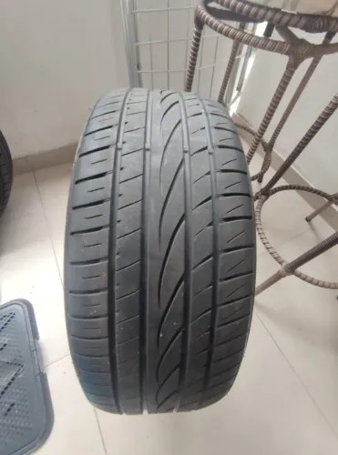 Pneu Sumitomo BC100 215/55 R17 94W - Seminovo em Excelente Estado!