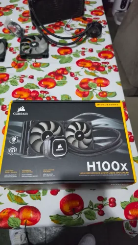 Corsair H100x Watercooler