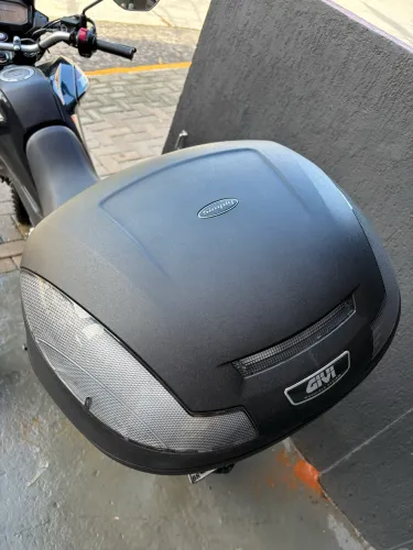 BAÚ GIVI 47 LITROS