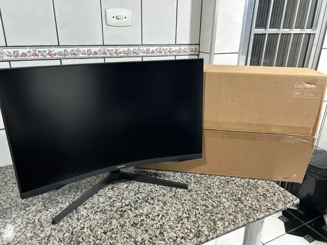 ? Setup PS4 Slim Completo + Monitor Gamer Samsung + 2 Controles