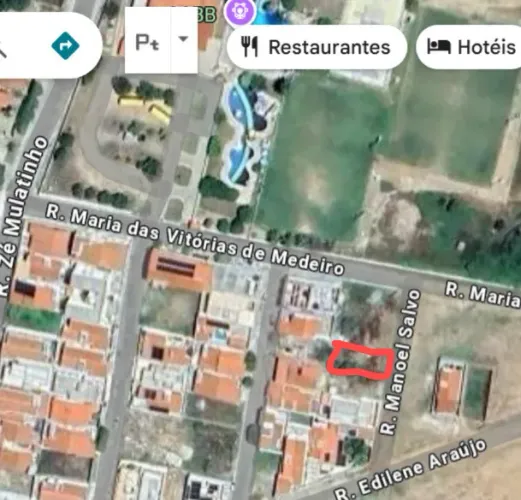 Vende-se terreno no Parque das Pedras 