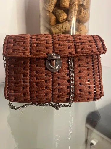 Bolsa em Tela de Tricô 
