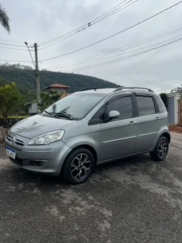 Fiat Idea Attractive 1.4 Fire Flex 8V 5P 2015