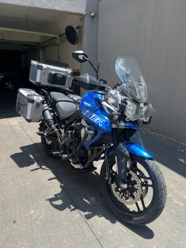 Triumph Tiger 800