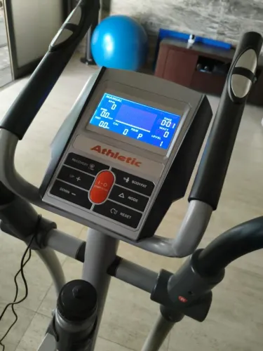 Eliptico Athletic Advanced 460EP - Raramente usado