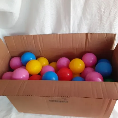 Bolinhas coloridas para piscina (87 unidades)