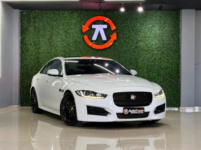 Jaguar XE 2.0 Turboch. R-sport 240/250cv Aut. 2016