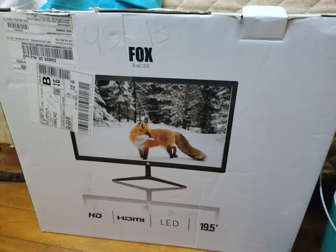 Monitor novo na caixa