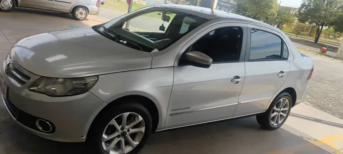 Volkswagen Voyage Comf/highli. 1.6 MI T.flex 8V 4P 2013