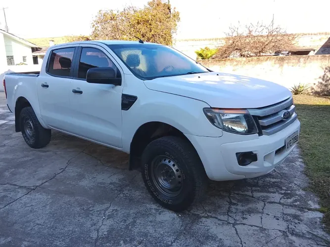 Ford Ranger XL 2.2 4X4 CD Diesel Mec. 2014