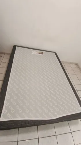 Desapego: cama box casal base